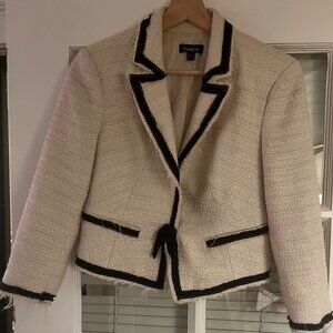 bebe white tweed blazer gives Chanel